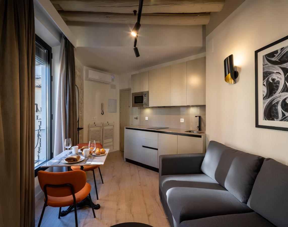 Home4U, Plaza Nueva 1 格拉纳达 外观 照片